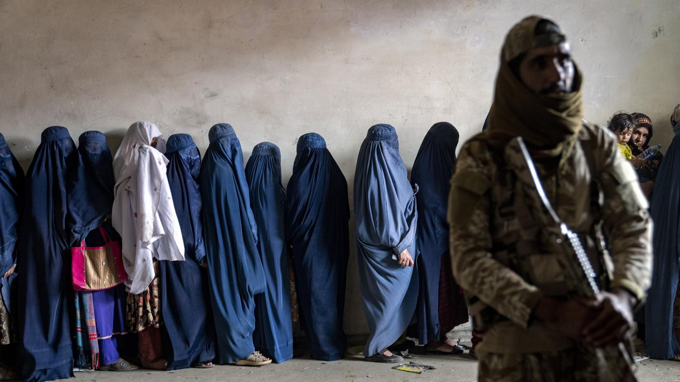 Die verlorenen Rechte: Frauen unter den Taliban
